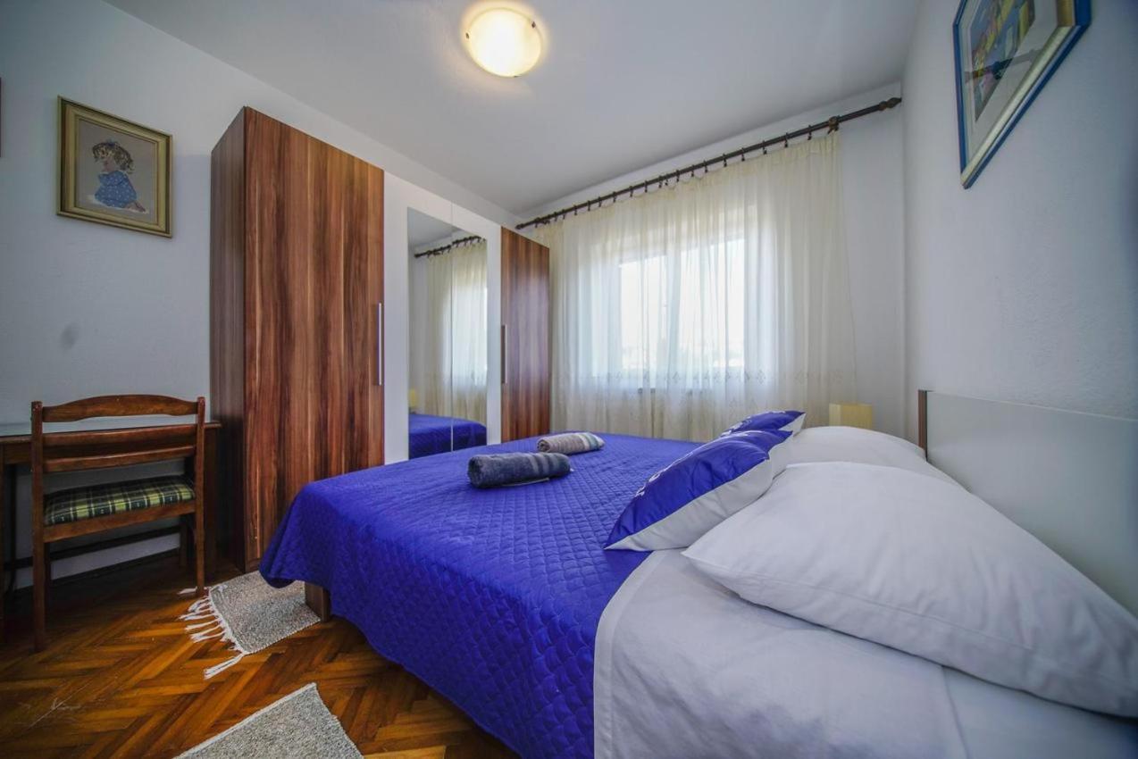 Apartman Mate Сплитска Екстериор снимка