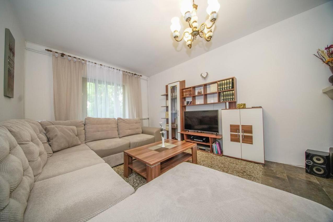 Apartman Mate Сплитска Екстериор снимка